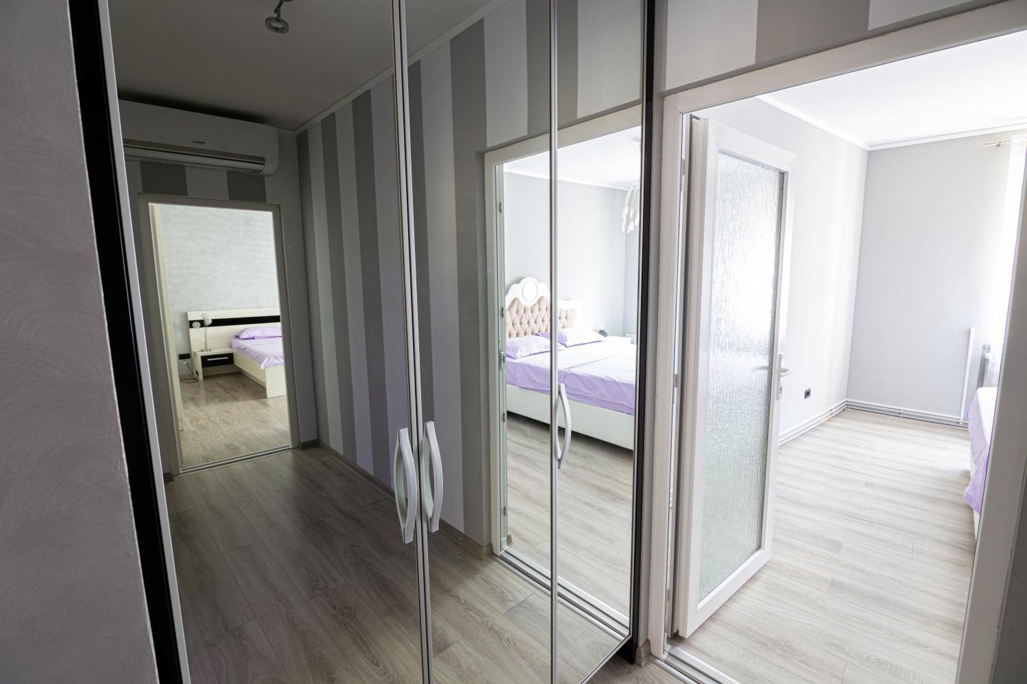 Apartamento Whitehouse Arad Exterior foto